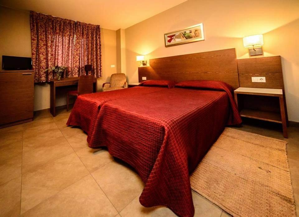 Hotel Ciutat De Carlet Ngoại thất bức ảnh